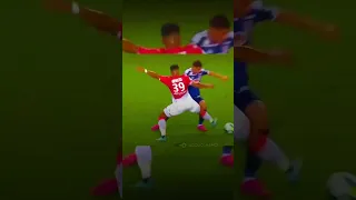 مهارات حسام عوار Houssem aouar skills