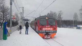 Прибытие электропоезда ЭД4М-0357 с сообщением Поклонная-Электрогорск.