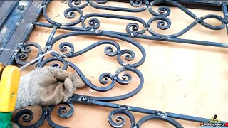 The easiest way to make and shape the iron door decoration