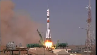 Soyuz rocket launches joint US-Russian crew to space station