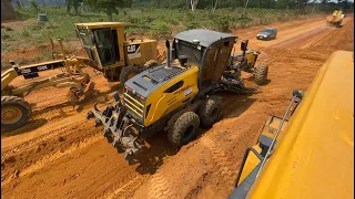 TRÊS PATROL E DUAS PÁS CARREGADEIRAS FAZENDO ELEVAÇÃO DE PISTA! #trabalho #maquinas #newholland