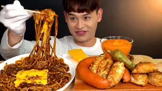 ASMR 매콤한 사천짜장면🥢 고기만두튀김 고추만두 왕교자튀김 킬바사소세지 먹방~!! 🔥Black Bean Noodles With kielbasa Sausage MuKBang~!