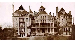 25 Of The World's Most Haunted Hotels