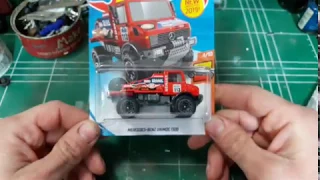 Custom Hotwheels  Mercedes Unimog part 1