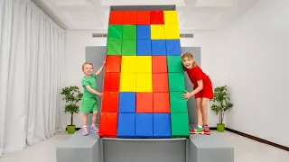 Five Kids Challenge with Giant Tetris and Maria plays with Baby Dolls