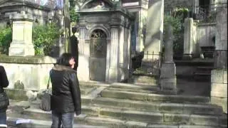 Tombe de Jean-François Champollion au cimetière du Père Lachaise