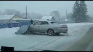 ДТП на Лесной 11 декабря в Южно-Сахалинске