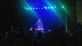 Cosmo Sheldrake performing children of darkness