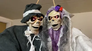 Magic Power Company Animated Singing Skeleton Couple Halloween Prop (Prototype)