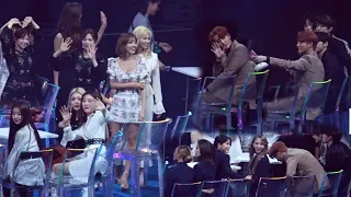 쉬는 시간에 팬들에게 인사하는 (TWICE, DAY6, MAMAMOO, BVNDIT)