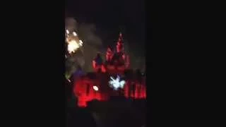 Disneyland Forever Fireworks, Lion King