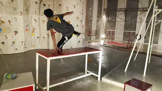 Parkour and Freerunning indoor classes at Delhi Rock