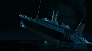 Titanic breaks in slow motion