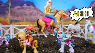 LOL SURPRISE DOLLS Ride Ponies With Friends And Lily Falls Off Her Pony!