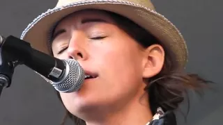 Brandi Carlile - "Crazy"  - Patsy Cline cover @ Edmonton Folk Music Festival 2011