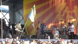 Jazz Fest 2011 - Robert Plant - Band of Joy - Ramble On