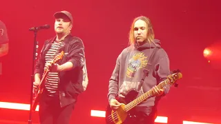 FALL OUT BOY - FULL SHOW@Madison Square Garden New York 3/22/24