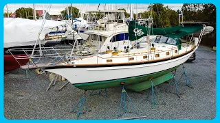 The PERFECT 42' Sailboat For A Couple To Go ANYWHERE? [Full Tour] Learning the Lines