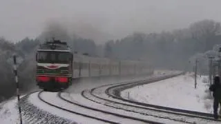 Бывший 2ТЭП60, ТЭП60-0051 с поездом / TEP60-0051 with a passenger train