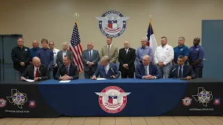 Governor Abbott Meets With Law Enforcement in Houston