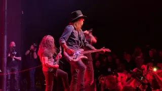 Corey Taylor, Rex Brown play PANTERA This Love w/ Charlie Benante, Chris Broderick at Dimebash 19