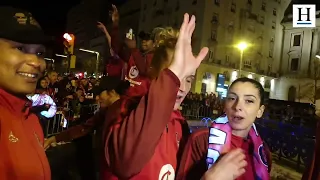 Así celebró el Casademont la Copa de la Reina por las calles de Zaragoza