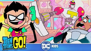 Teen Titans Go! En Español | La Pierna Izquierda del Robot Gigante