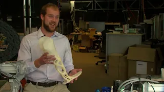 San Diego start-up company makes artificial limbs with a 3D printer