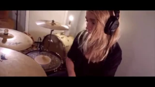 Chloe Kinnon - "Don't Let Me Down" by Chainsmokers (Drum Cover)