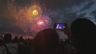 Tens of thousands turn out for National Mall fireworks celebration