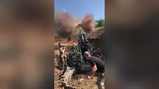 🇺🇸 Firing the M777 howitzer with M982 Excalibur guided projectiles with GPS guidance war Videos