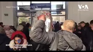 ❗️Кадры первых минут после взрыва российской ракеты на железнодорожном вокзале Краматорска