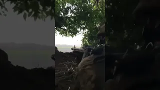 APU-shnik firing from a machine gun Beretta MG 42/59.