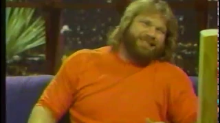 WWF Hacksaw Jim Duggan interview on Late Show 1988