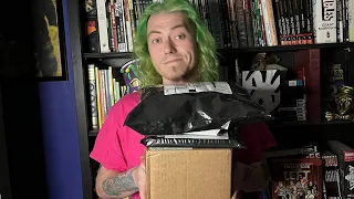 Ouija Macc - Stalewind & ICP - Pug Ugly CDs, Chapter 17 Baby Blue Joggers and Chocolates Unboxing
