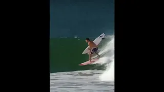 AWESOME Surfer steals former World Champion's board when he tries to ride next to him