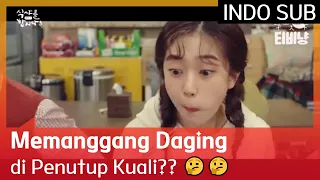 Memanggang Daging di Penutup Kuali?? 🤔🤔 #LetsEat3 🇮🇩SUB INDO🇮🇩