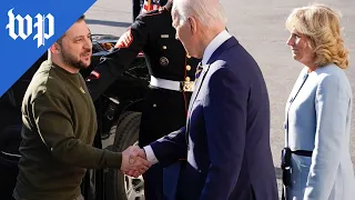 Zelensky arrives at White House