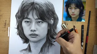 Learn to Draw woman Portrait in Pencil ( Hoyeon Jung )