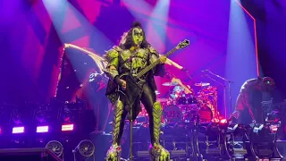 KISS at the O2 London - Calling Dr Love from Tales from the PowerAge LIVE!