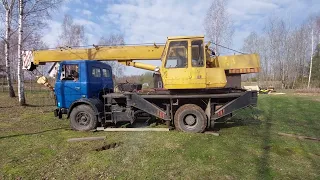 MAZ V8 autocrane stuck in mud - nice sound