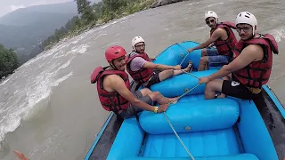 River rafting (kullu manali)