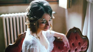 BOUDOIR BRIDAL INSPIRATION AT VILLA CA' VENDRI, ITALY