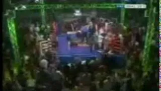 BOXING RIOT: LAZARTE vs CASIMERO - BAD ATTITUDE OF ARGENTINIAN SPORTS FANS