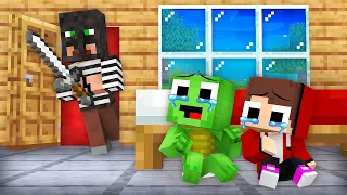Baby Mikey and Baby JJ Are HOME ALONE In Minecraft! (Maizen)