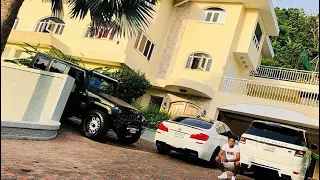 Leon bailey showing off is crib in Jamaica and visit the prime minister