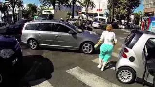 French driver grabs for gun in traffic dispute!