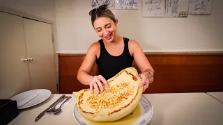 The World's BIGGEST Gyoza Has Been Around For 52 Years In Tokyo, Japan!