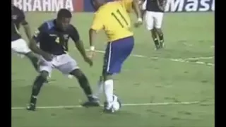 Robinho Amazing Asist Stepover and Fake Rabona vs Ecuador HD