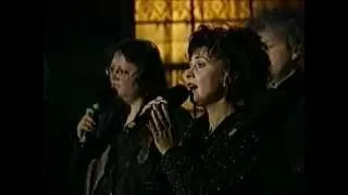 Фамилия Тоника - Добър вечер, мамо (1997)